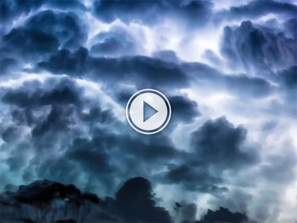 Time-lapse storm off the Queensland coast (Video)