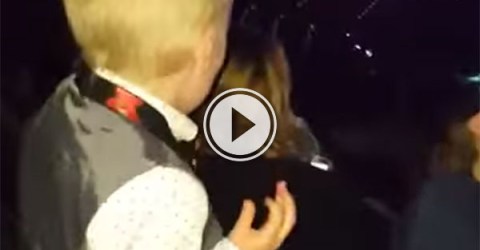 Cute kid dances to Justin Bieber (Video)