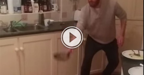Man flips pancake and does roll before catch (Video)