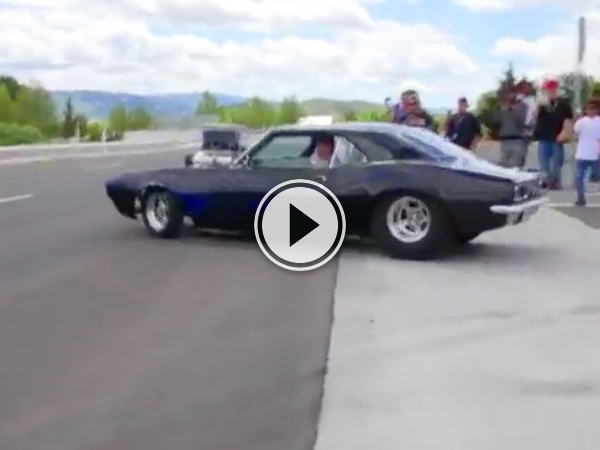 Video of a fantastic car getting driven. (video )