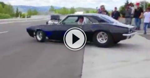 Video of a fantastic car getting driven. (video )