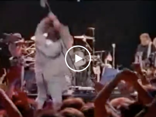 Billy Joel has melt down while performing in USSR (Video)