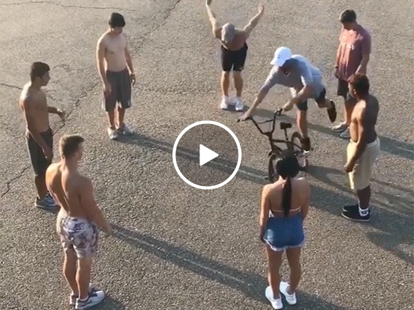 Amazing Flips and Tricks From Gymnastics and Acrobats