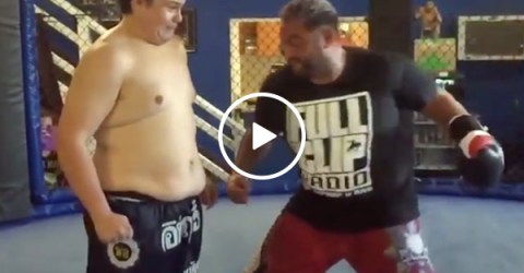 The iron fist of UFC legend Mark Hunt vs. A Kid Named Noodles (Video)